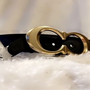 Coach belt, Medium size. Brand new.